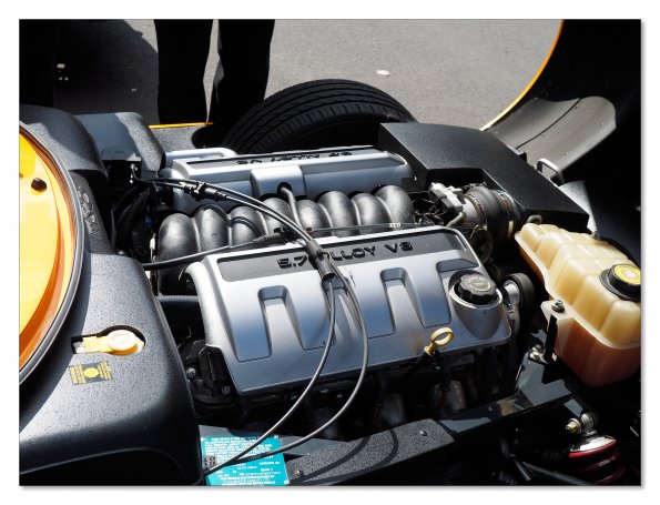 Elfin Streamliner engine