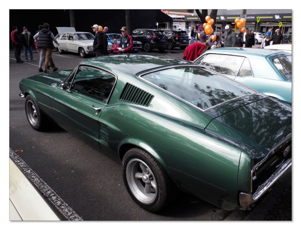 Olympus OM-D E-M1 MkII MILC