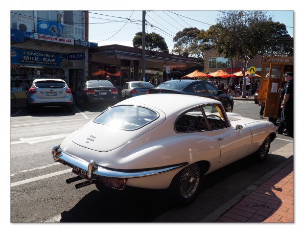 Olympus OM-D E-M1 MILC