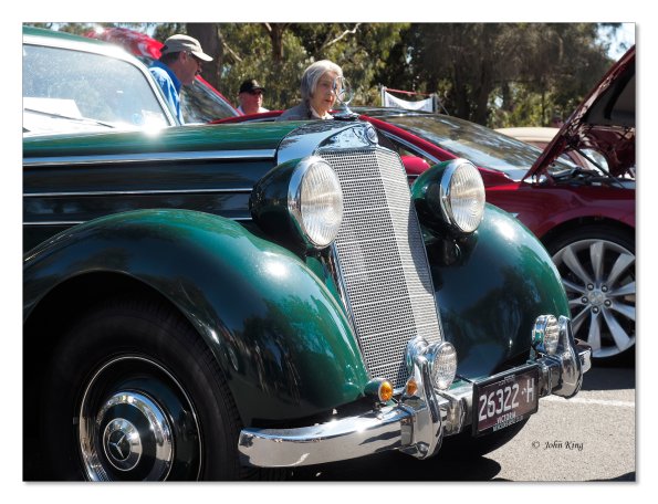 Olympus OM-D E-M1 MILC