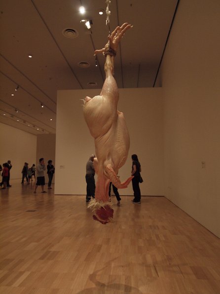 Ron Mueck sculpture