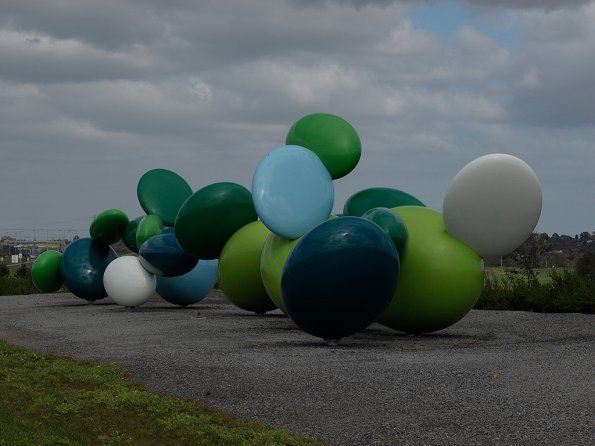 Highway sculpture, Eastern Tollway