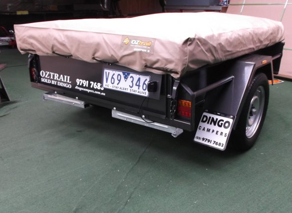 Dingo Campers - Oztrail-Fold