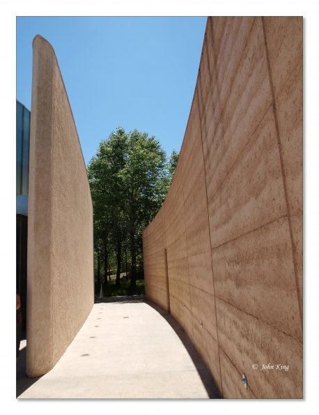 Tarrawarra Art Gallery & Winery - Buildings  & Surrounds